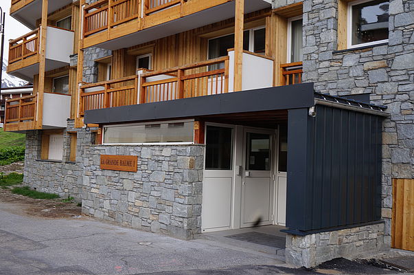 Réhabilitation d'un immeuble à Tignes