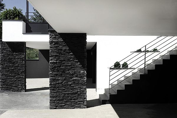 Vierge Noire, 4 logements