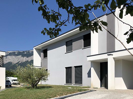 Deux maisons individuelles à St Nazaire les Eymes
