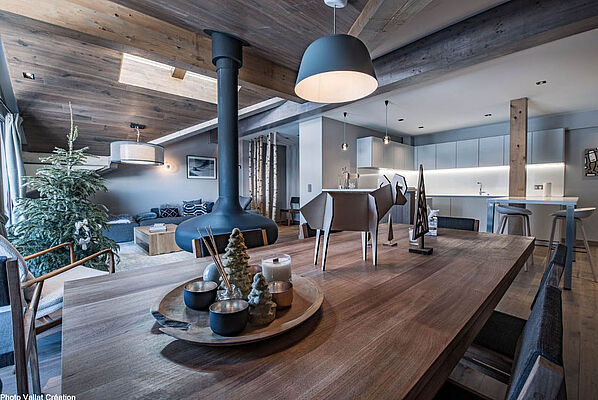 Surélévation et réhabilitation d'un immeuble de logements à Courchevel