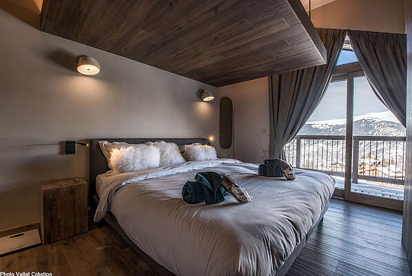 Surélévation et réhabilitation d'un immeuble de logements à Courchevel